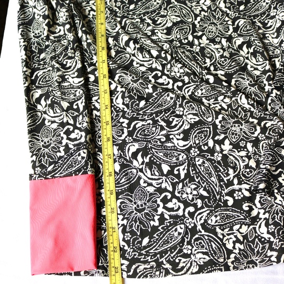 BILLABONG Girls Size Large Swim UV Top Shirt Paisley Long Sleeve Black White - Picture 5 of 8
